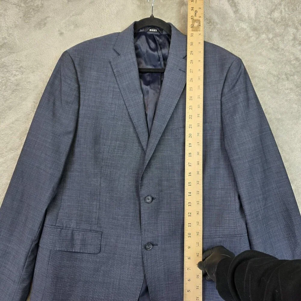 DKNY Blazer Mens 44R Blue Check Wool Two Button Sport Coat Suit Jacket Stretch